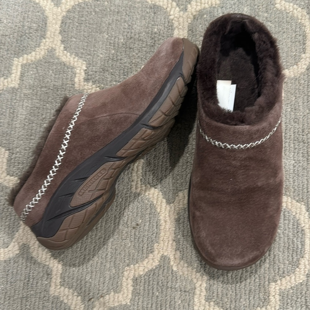 Merrell Size 6 Brown Suede Worn Once